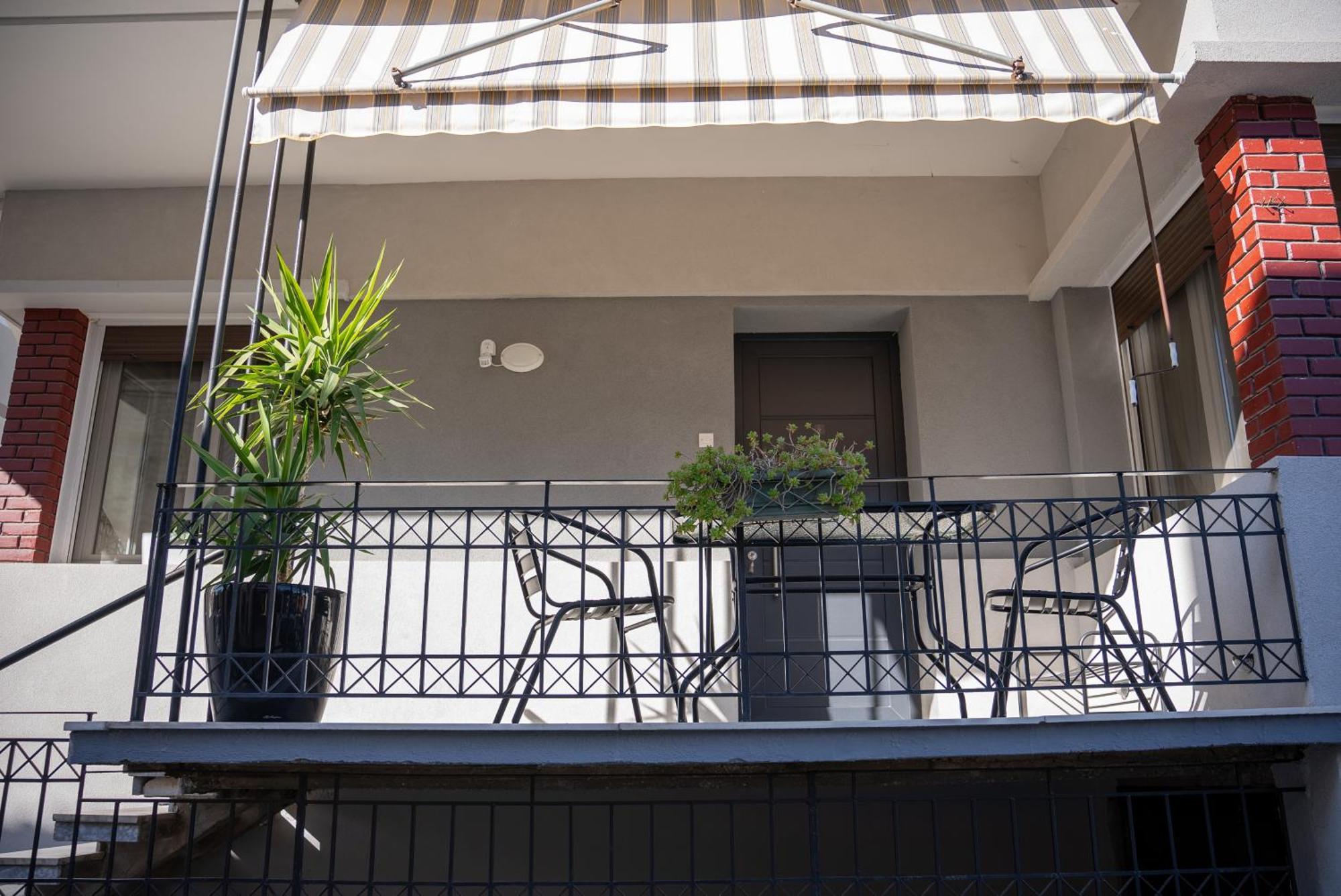 Living Life Apartment Комотини Екстериор снимка