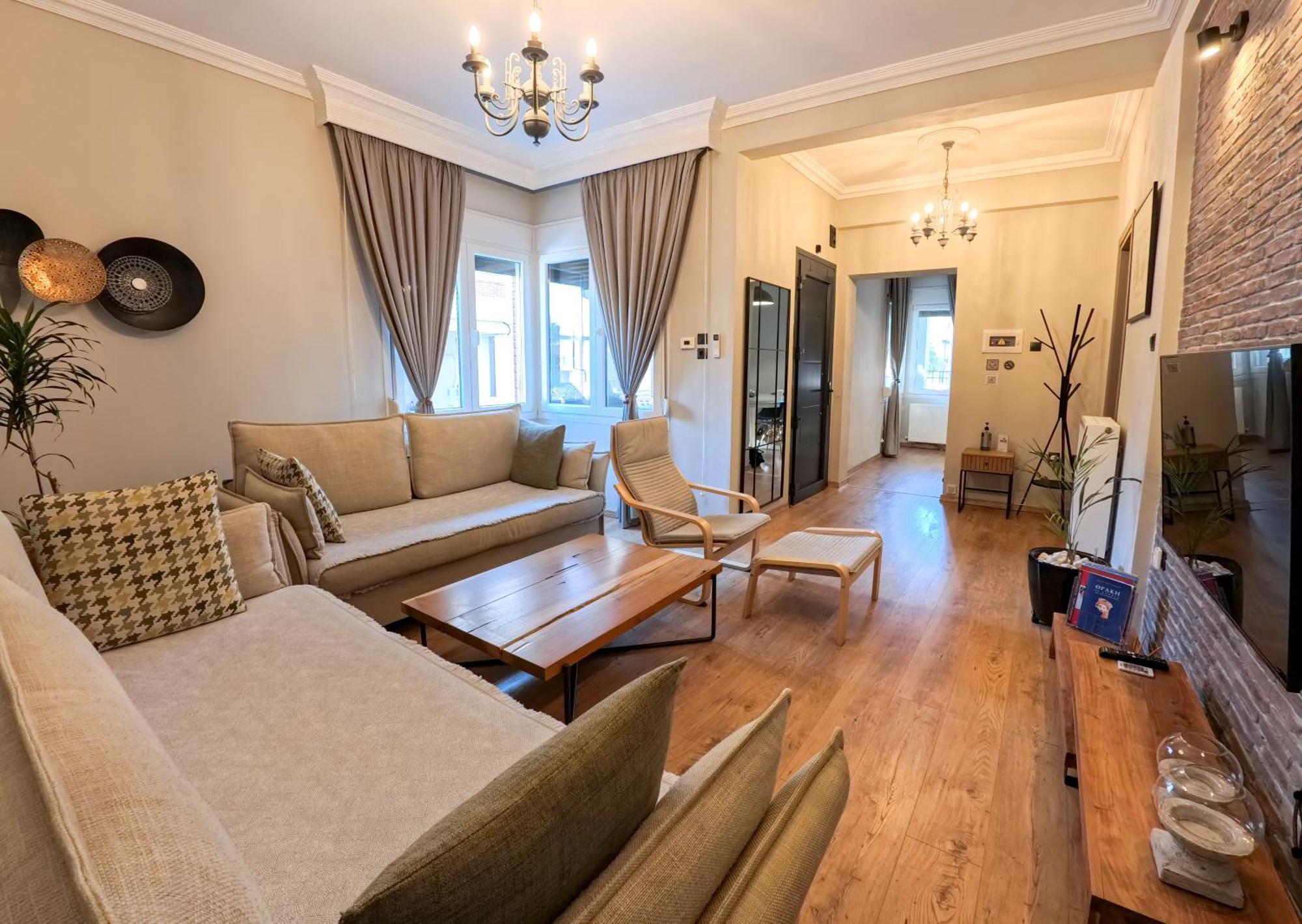 Living Life Apartment Комотини Екстериор снимка